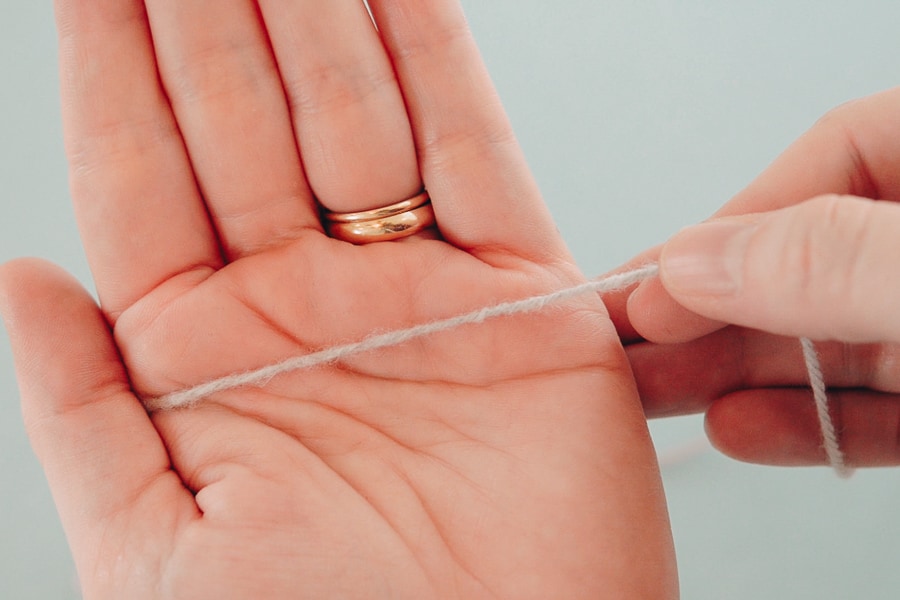 Wet splicing yarn