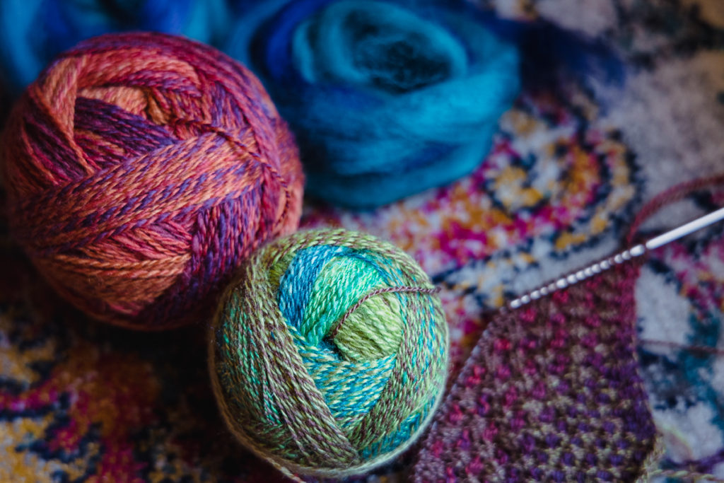 Spinning yarn for the Shift