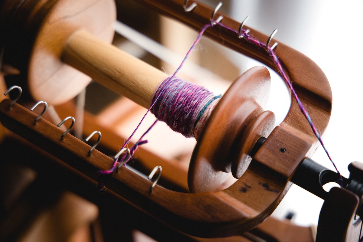 Spinning Intentional Colour handspun sample by Felicia Lo Wong