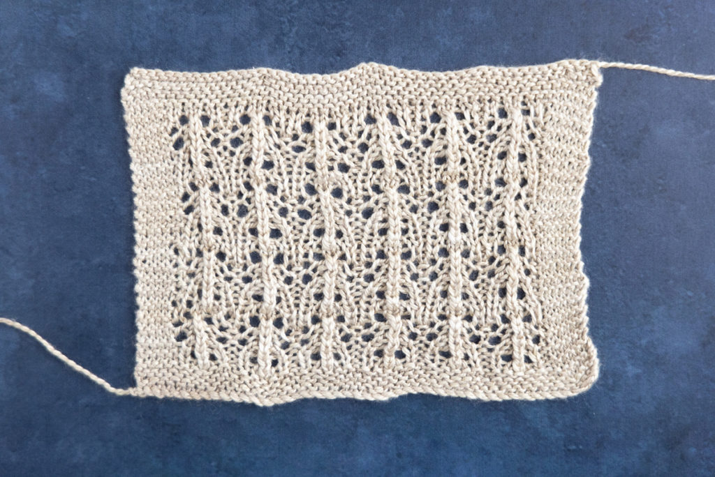52207SG Lace Chart 1 Seasilk Hojicha Robyn