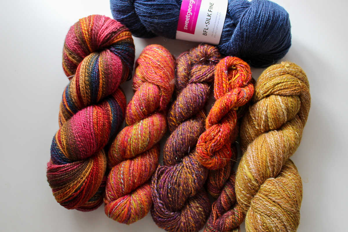 The Dish on Grist - The right pairing of commercial and handspun yarns is about more than colour.