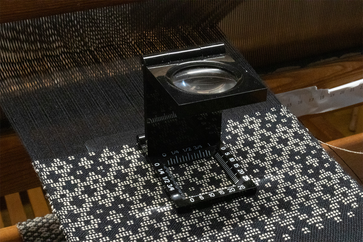 Clear Sight How to Use a Pick Glass » School of